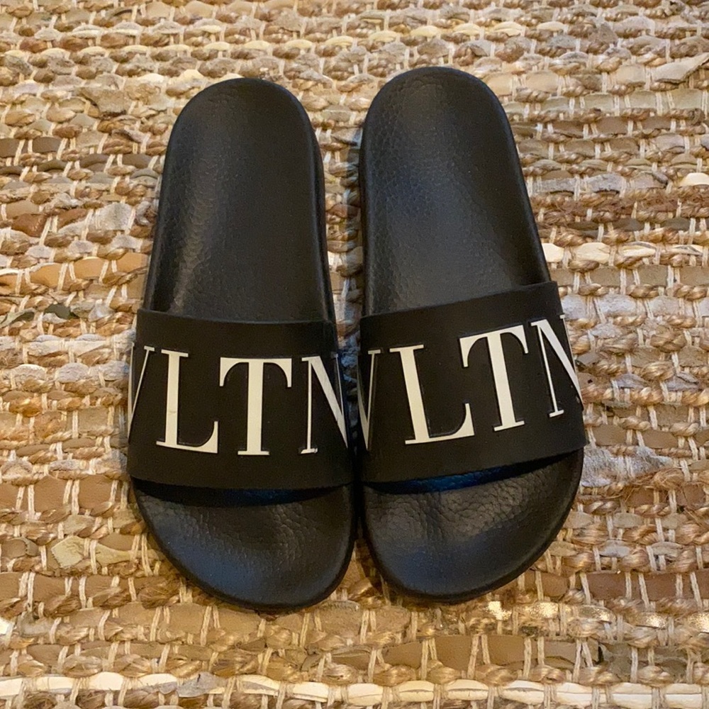 VALENTINO SLIDES